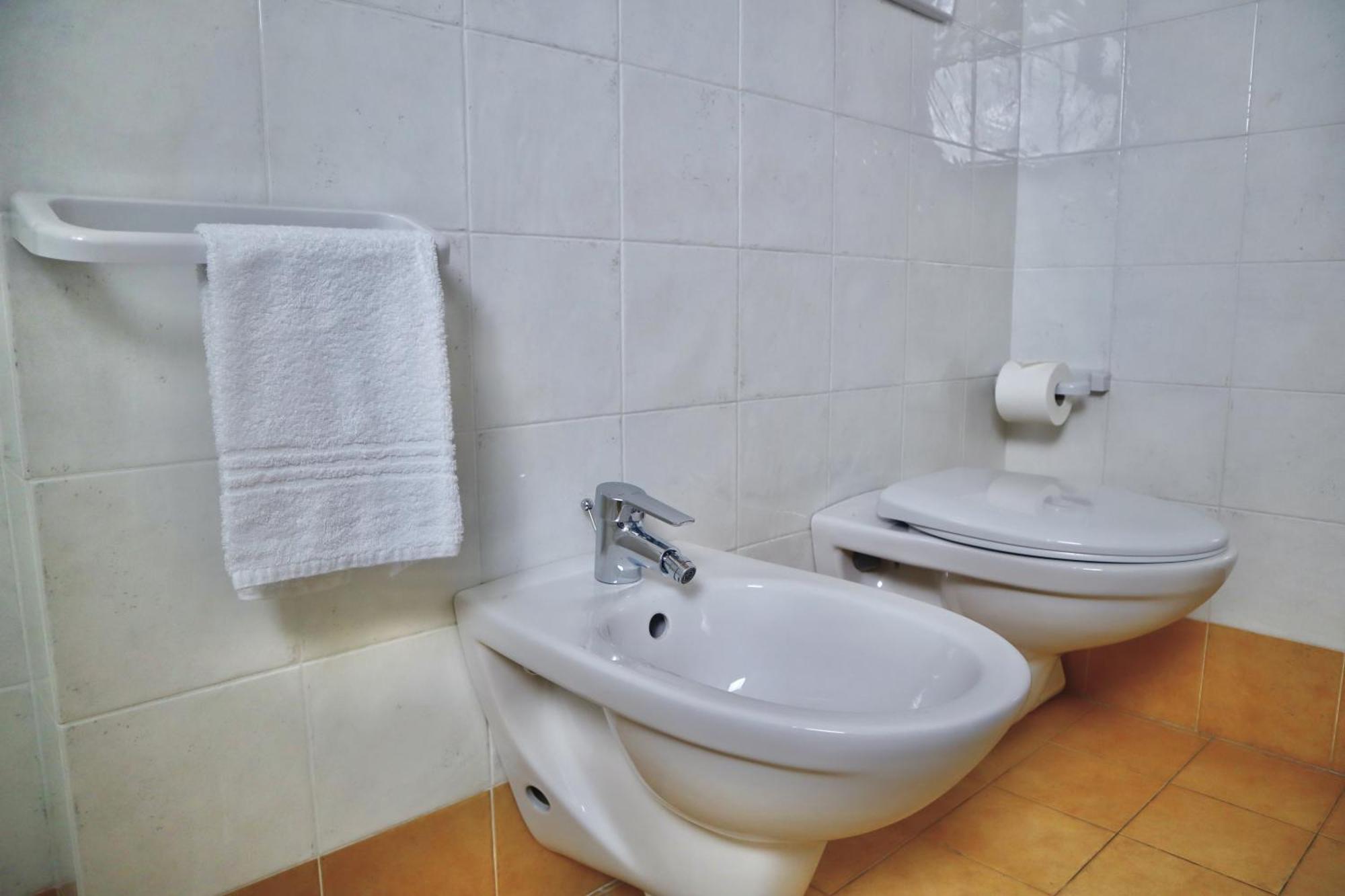 Windshouse Apartments Torbole Sul Garda Exterior foto