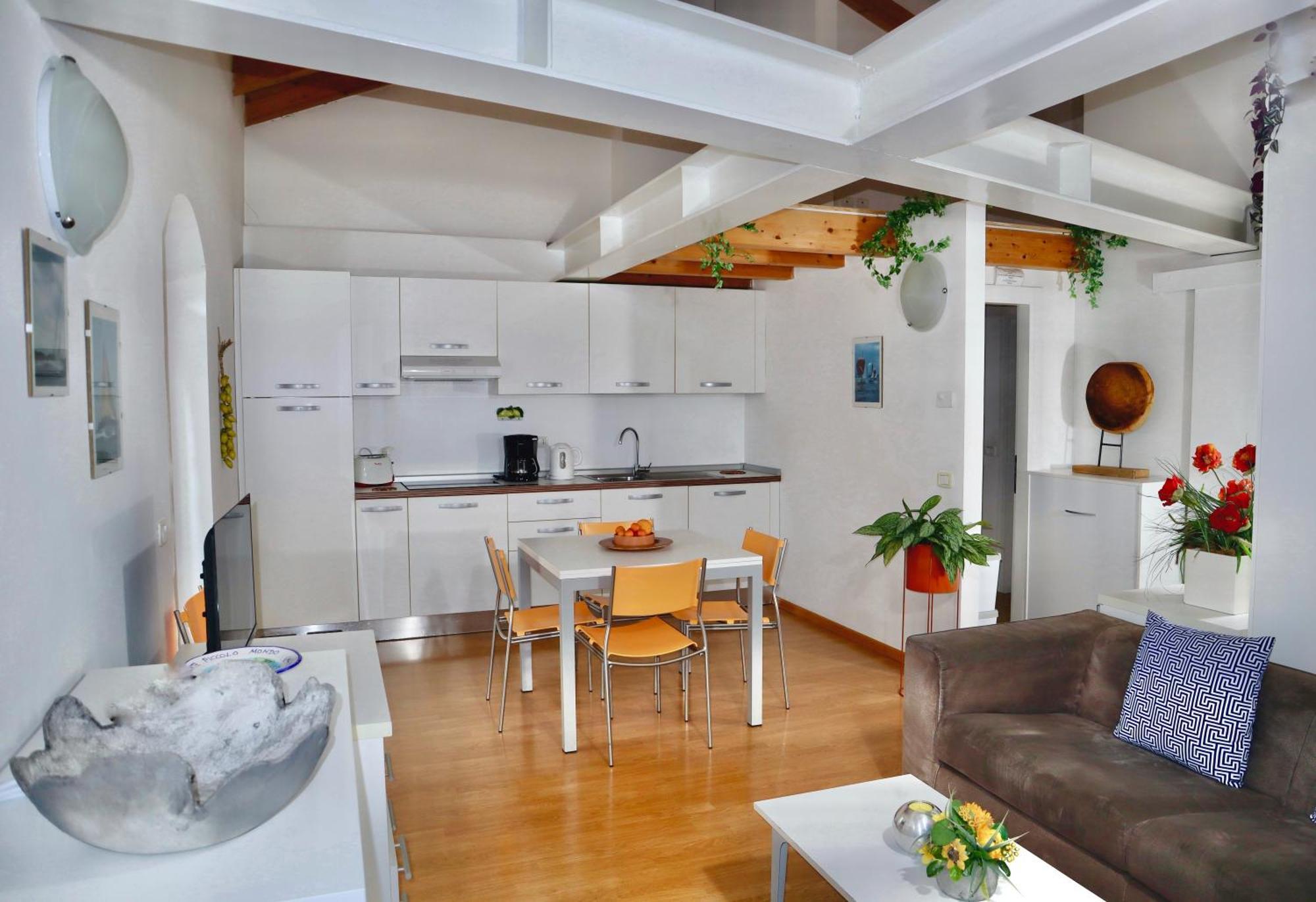 Windshouse Apartments Torbole Sul Garda Exterior foto
